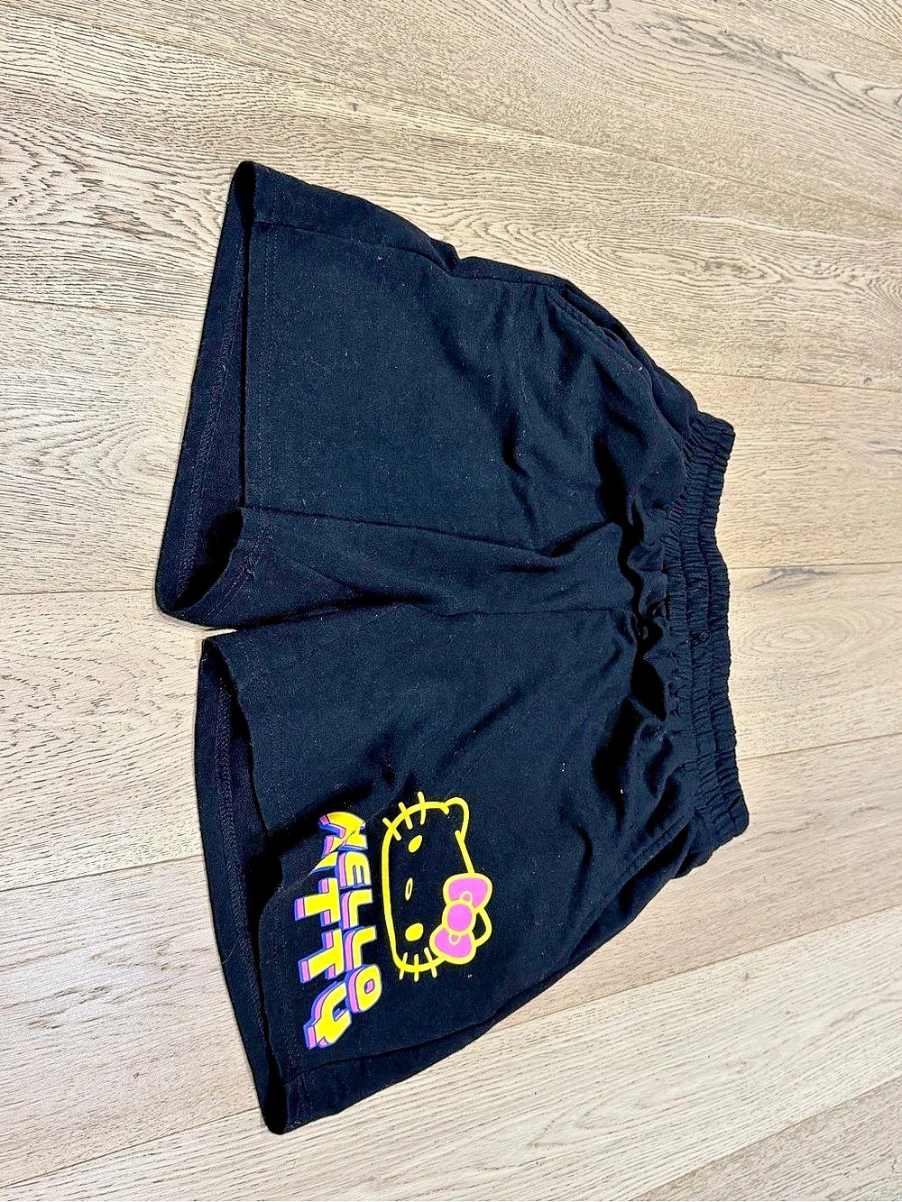 SHEIN Kids Black Graphic Shorts Like New